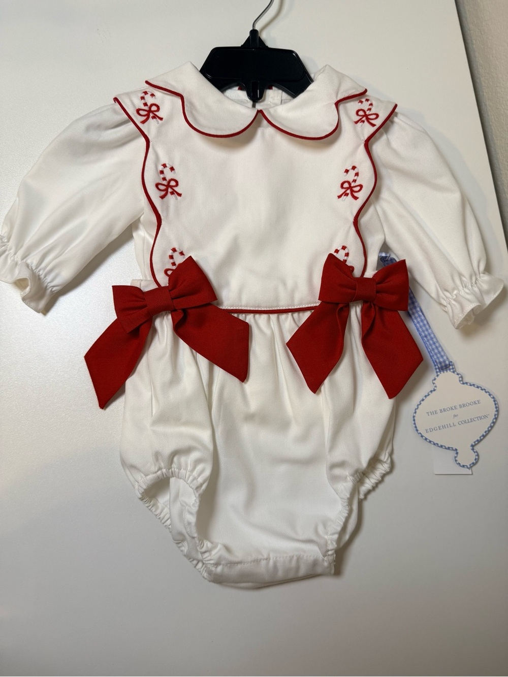 NWT. Edgehill collection Classic White Baby Bubble Romper with Red Trim and Bows